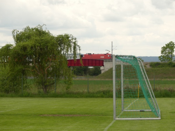 Fotbalový Doprastav Stadion hřiště 3 - Roudné