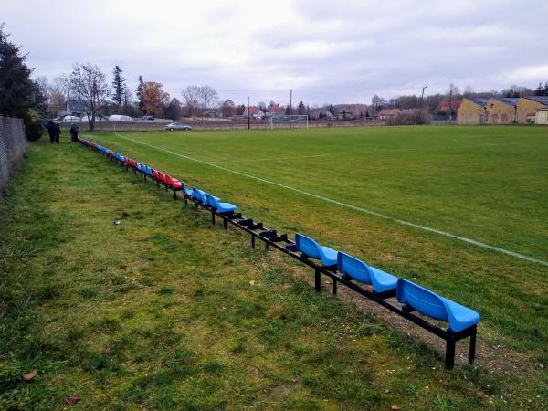Boisko w Lipinki Łużyckie - Lipinki Łużyckie