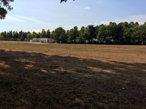 Sportplatz Am Weiher - Hochheim/Main