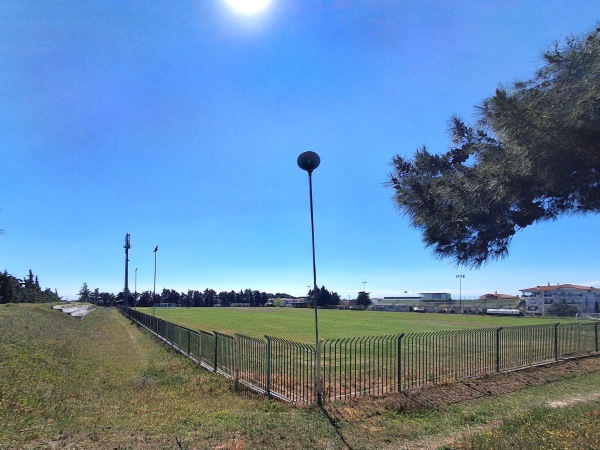 Dimotiko Gipedo Epanomis 