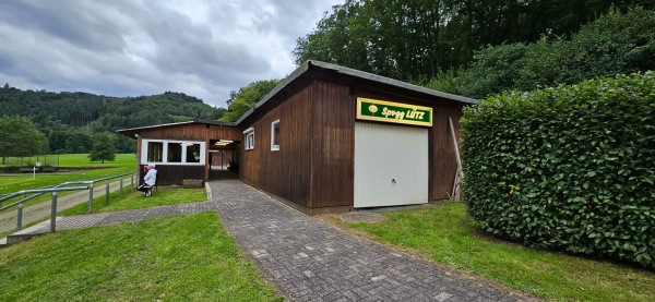 Sportplatz Lütz - Lütz 