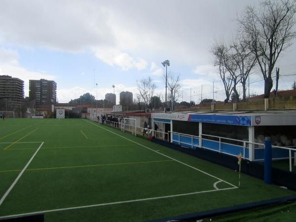 Campo de Fútbol La Fundación - Madrid, MD