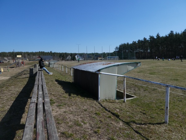 Boisko w Grzmiącej - Cybinka