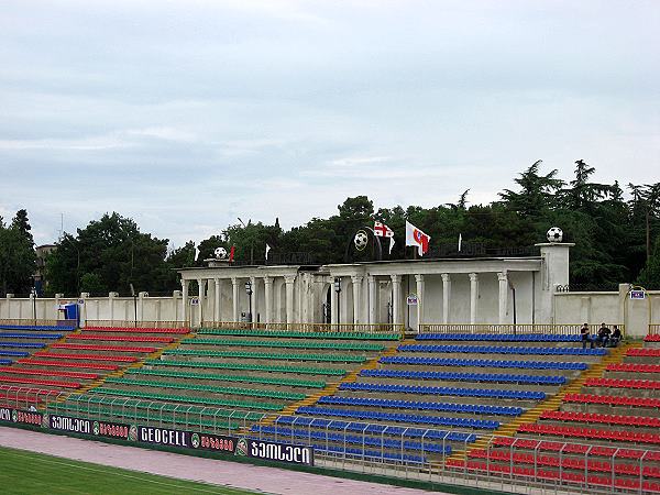 Stadioni Poladi - Rustavi