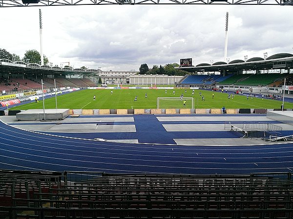 Stadion der Stadt Linz - Linz