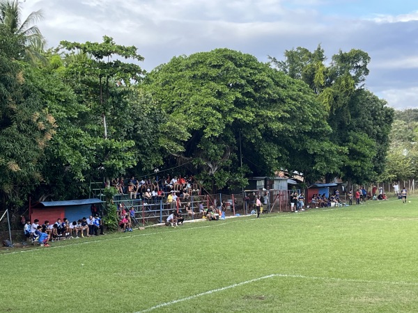 Cancha Deportiva Rafael López - Loma Larga