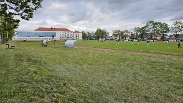 Stadion Zespołu Szkół  im. Armii Krajowej - Brańsk