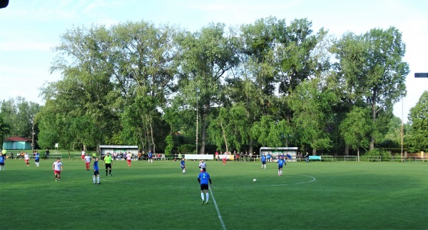 Futbalové ihrisko Potônske Lúky - Potônske Lúky