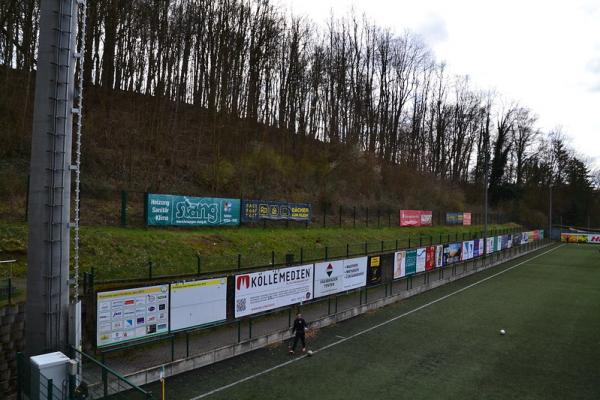 Sportplatz Schmelztalstraße - Bad Honnef