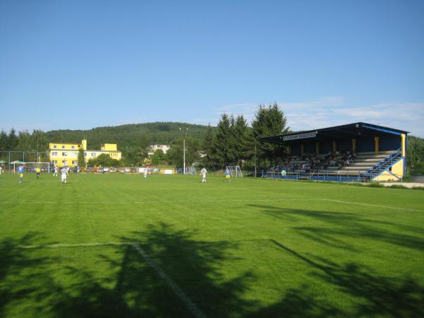 Stadion TJ Slovan Hradištko - Hradištko
