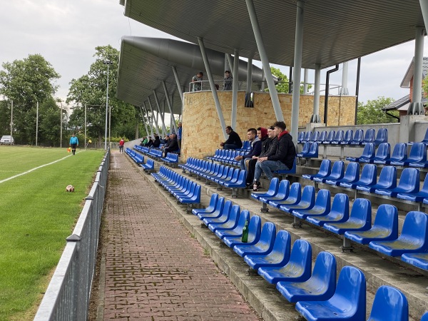 Gminny Stadion Sportowy - Potworów