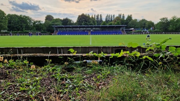 Stadion Am Eisenbrand - Meerbusch-Büderich