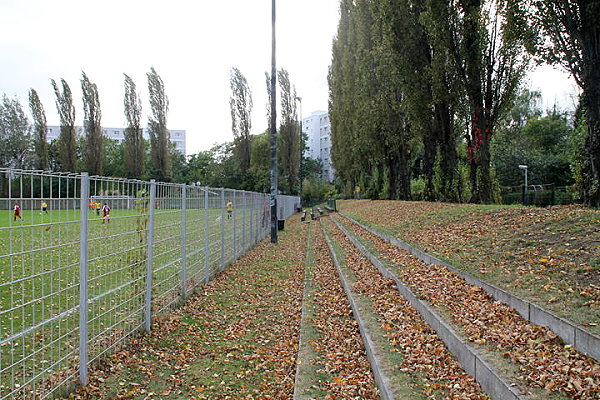 Sportplatz Kienhorststraße - Berlin-Reinickendorf
