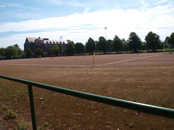 Sportplatz Heinrich-Strunk-Straße - Essen/Ruhr-Frohnhausen