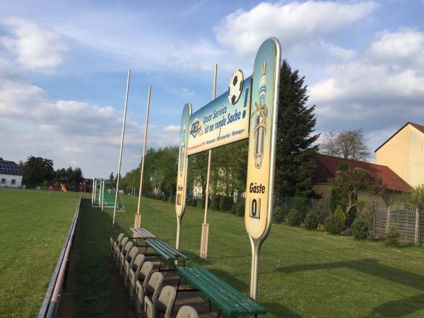 Sportplatz Jahnring - Schleife