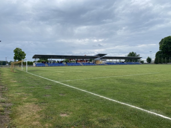 Gminny Stadion Sportowy - Potworów