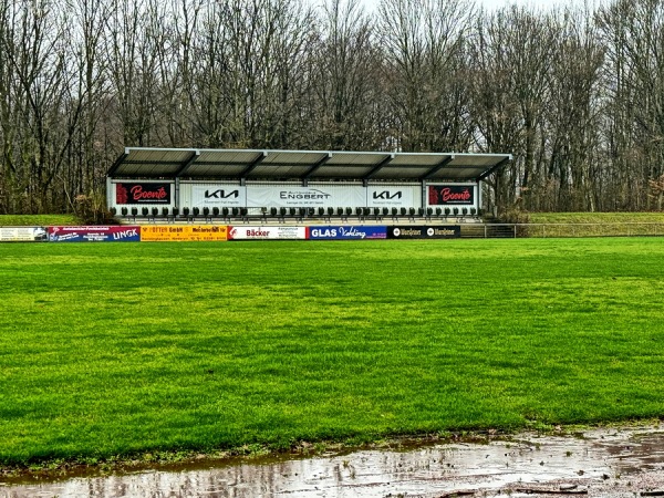 August-Bönte-Stadion der Bezirkssportanlage Klarastraße - Recklinghausen-Röllinghausen