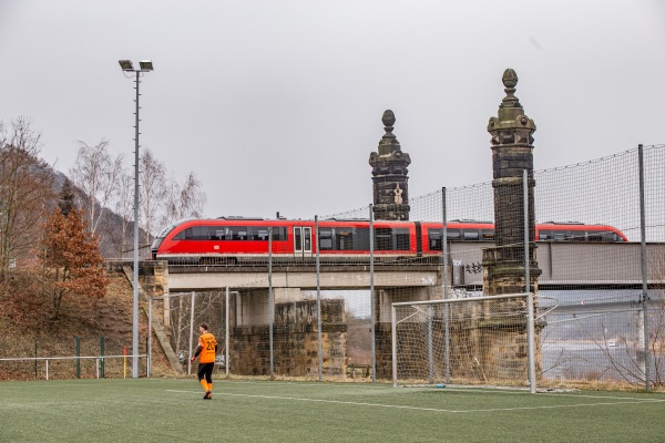 Sportplatz an der Carolabrücke - Rathmannsdorf