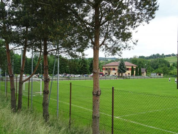 Stadion ULKS Korzenna - Korzenna