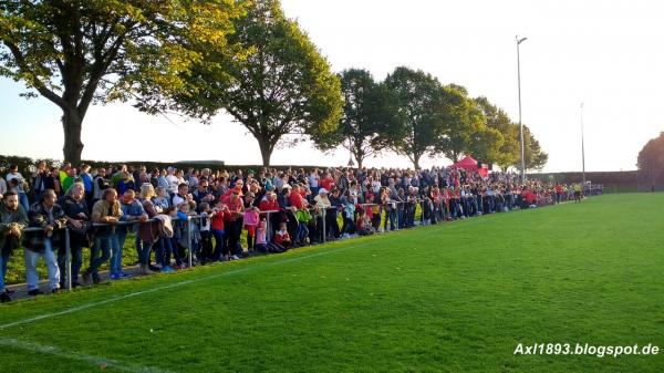 Stadion Schloßstraße Nebenplatz - Neuhausen/Fildern