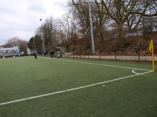 Bezirkssportanlage Feuerbachstraße Platz 2 - Düsseldorf-Bilk