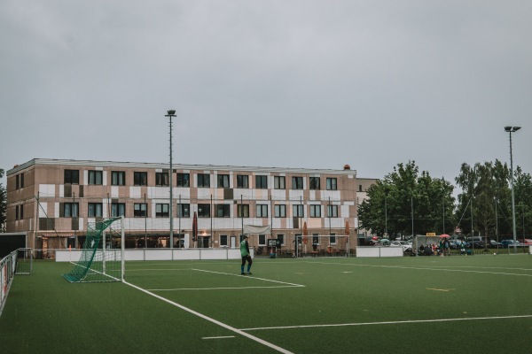 Sportplatz Dohnaer Straße - Dresden-Prohlis