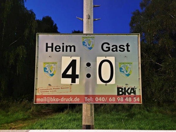 Sportplatz Niendorfer Weg - Wendisch Evern