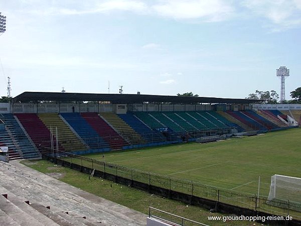 Estadio Municipal Ceibeño Nilmo Edwards - La Ceiba