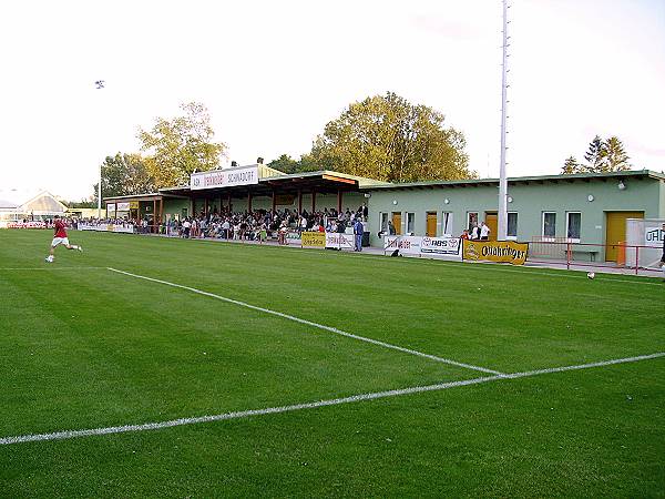 Richard-Gebert-Sportanlage - Schwadorf