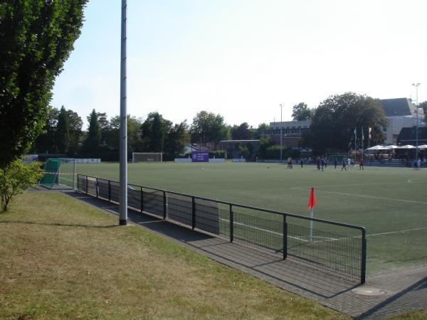 Sportplatz Heyestraße - Düsseldorf-Gerresheim