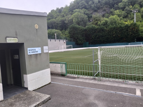 Campo de Fútbol de Mastegi - Lesaca (Lesaka), NA
