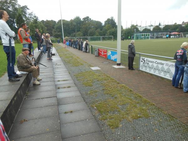 Bernd-Kurzrock-Sportanlage - Solingen-Wald