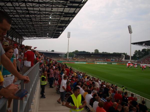 Stadion an der Hafenstraße - Essen/Ruhr-Bergeborbeck