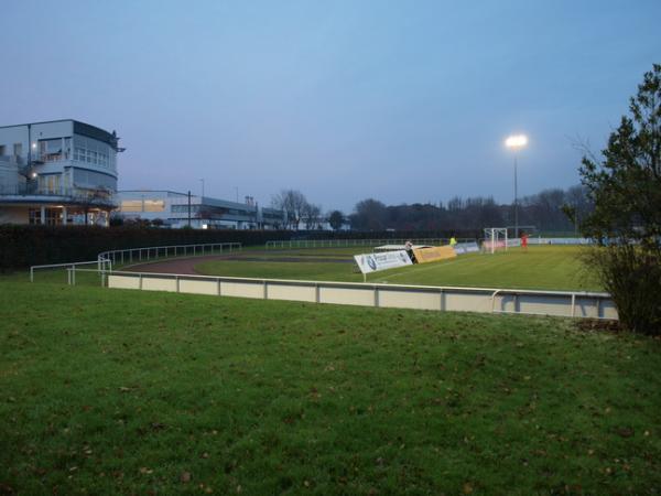 Montanhydraulikstadion - Holzwickede