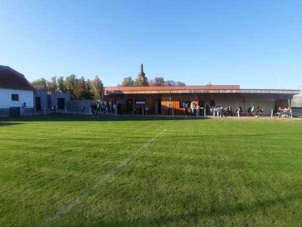Fotbalové hřiště Pičín - Pičín