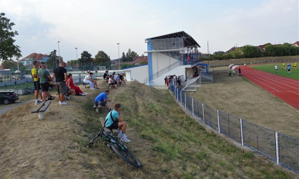 Futbalový štadión Holíč - Holíč