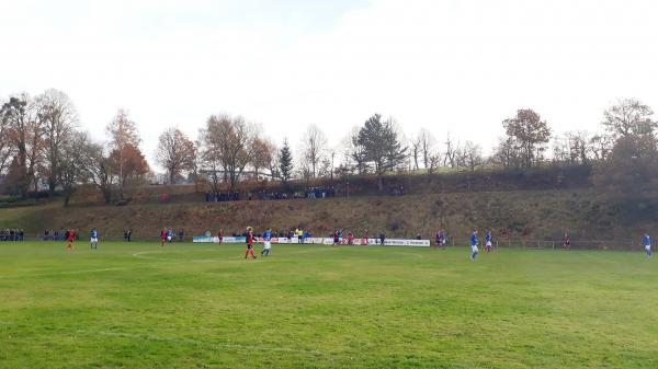 Sportplatz Grundstraße - Schöffengrund-Oberquembach