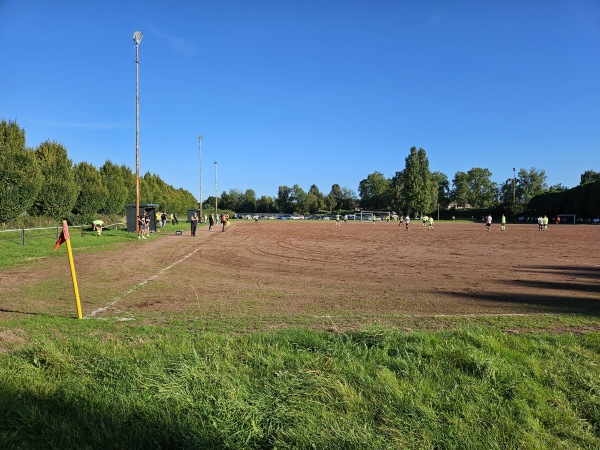 Sportplatz Essenberger Straße - Duisburg-Rheinhausen-Asterlagen