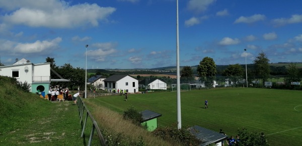 Sportplatz Fließem - Fließem