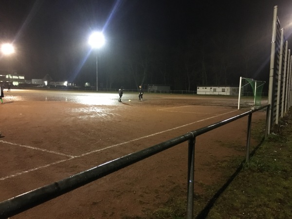 Waldstadion Nebenplatz - Überherrn