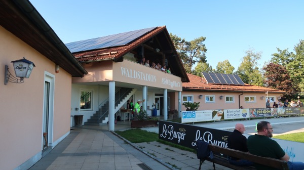 Waldstadion Doppl-Hart - Leonding