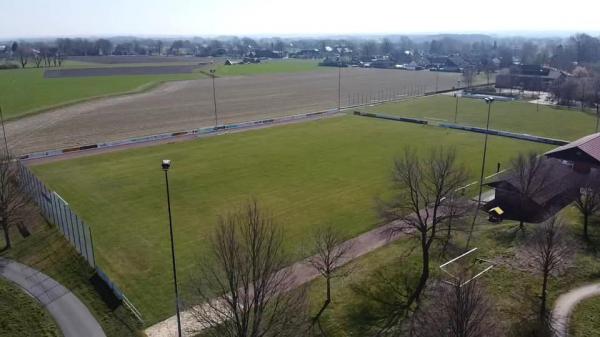 Sportanlage Auf dem Howe - Salzkotten-Verlar