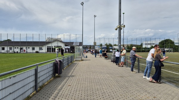 Kultur- und Sportzentrum Martinsee TSV-Platz 2 - Heusenstamm