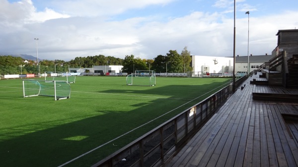 Vikahaugane kunstgras - Stord