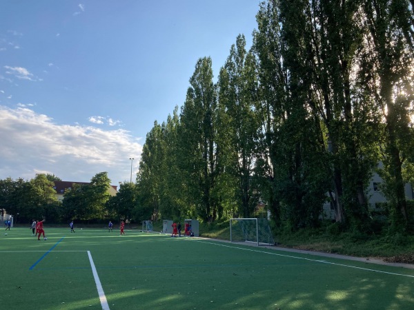 Sportplatz Wilstorfer Höh - Hamburg-Rönneburg