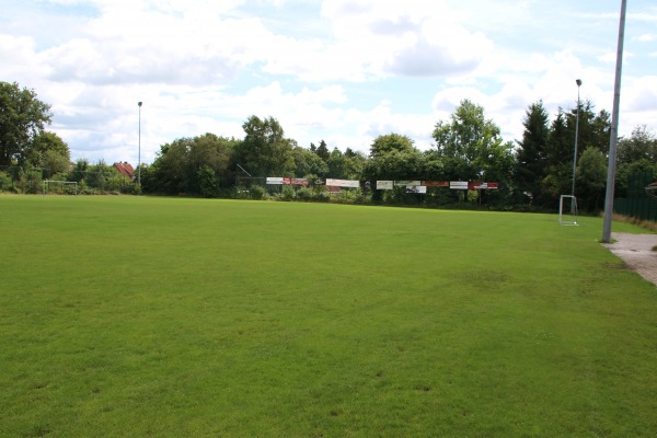Sportplatz an der Schule - Varel-Büppel