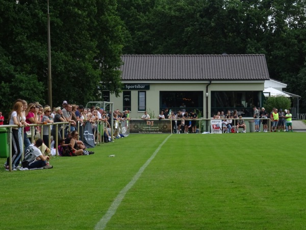 Stadion auf dem Eichenhügel - Großbeeren