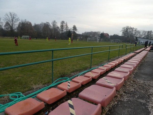 Stadion w Gromadka - Gromadka