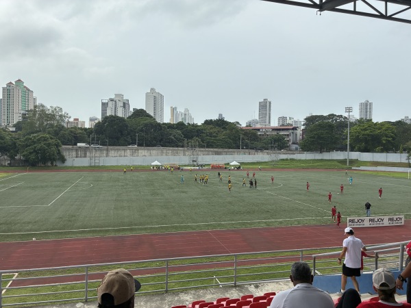 Estadio Javier Cruz - Ciudad de Panamá