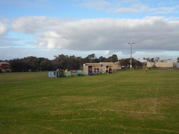 Dallas Brooks Park - Mornington
